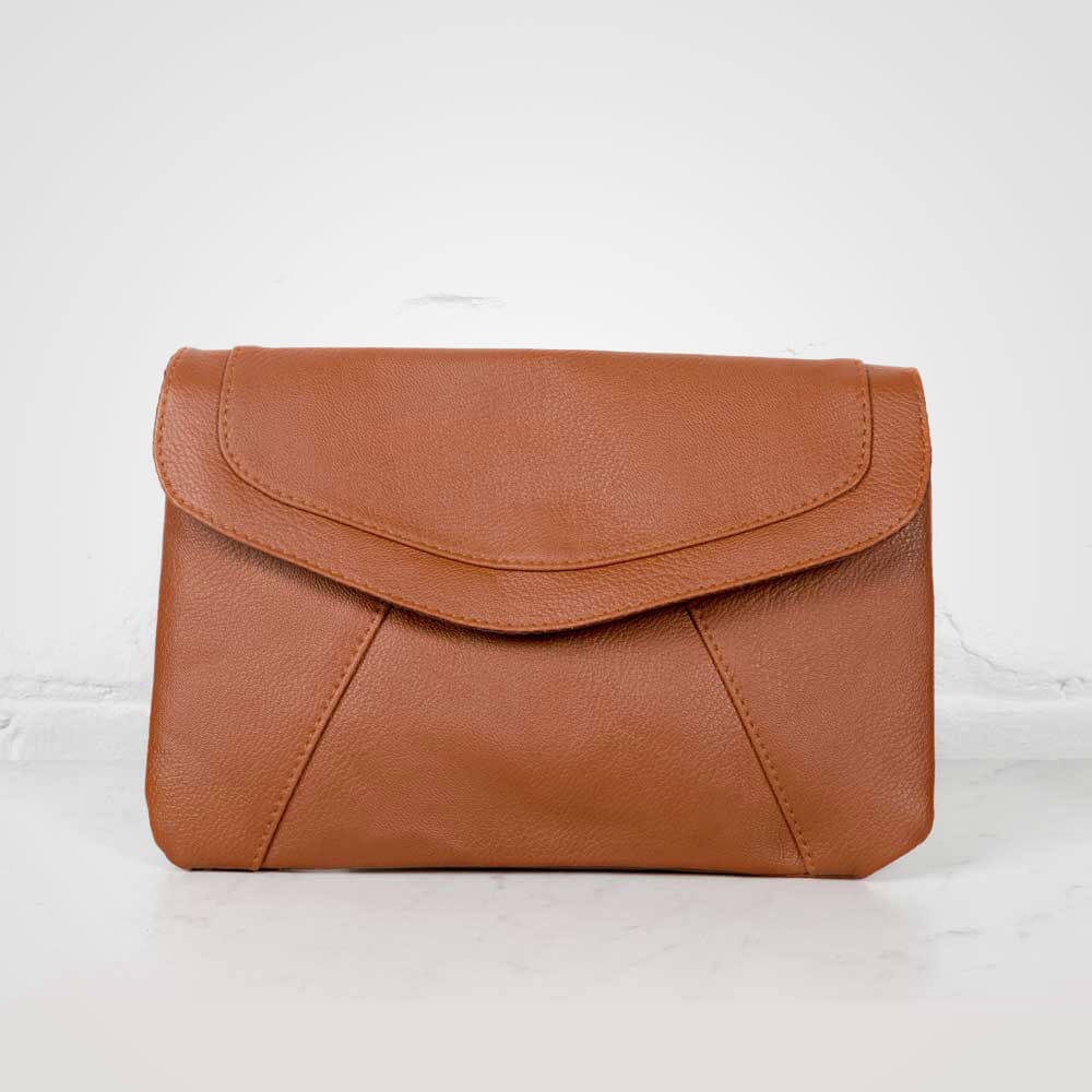 light-brown-clutch-1-free-img